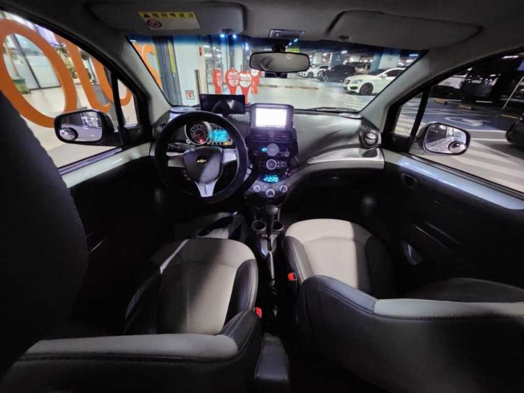 Chevrolet Spark - Vista 5