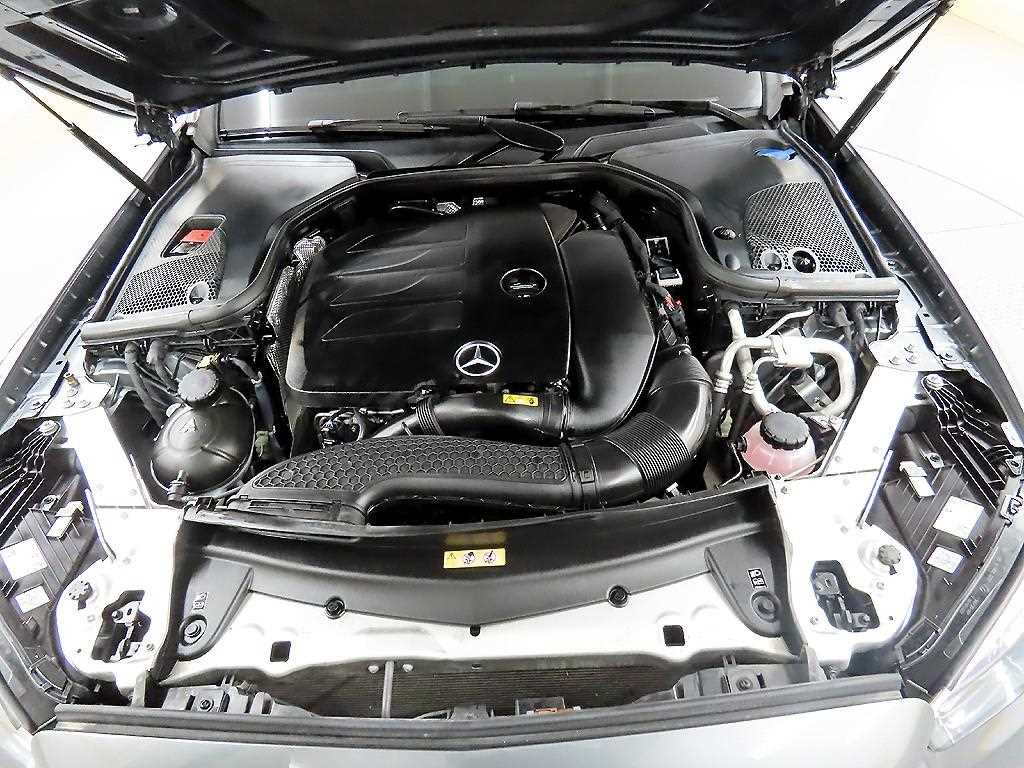 Mercedes Benz E class 2022 Gris - Importación desde Corea - HF Imports Iquique - Foto 19