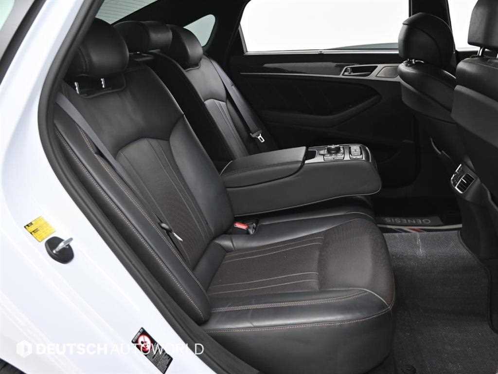 Genesis G80 - Vista 12