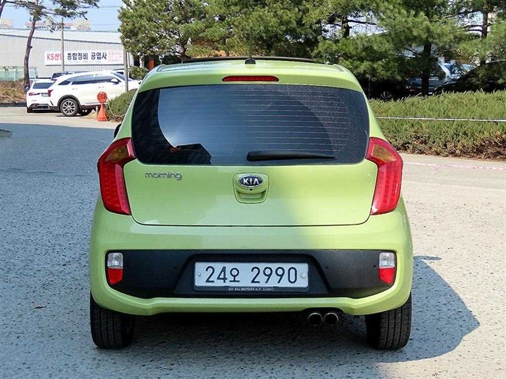 KIA Morning - Vista 4