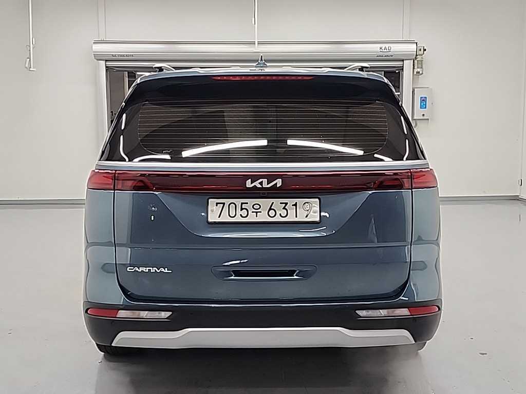 KIA Carnival - Vista 4
