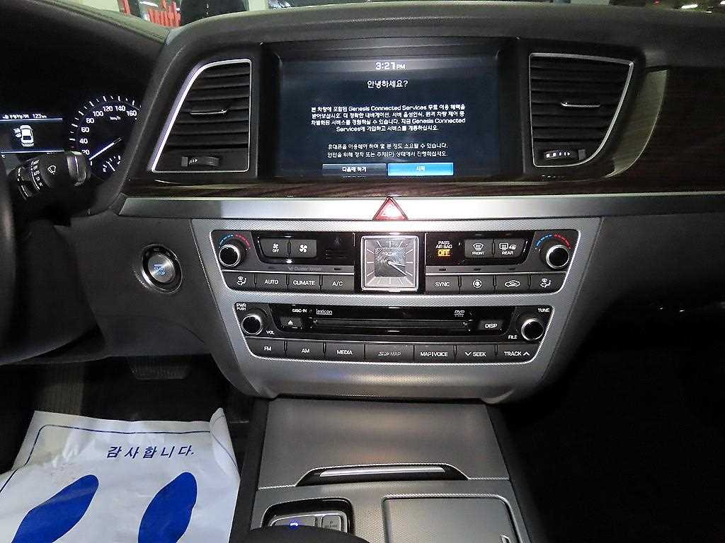 Genesis G80 - Vista 11