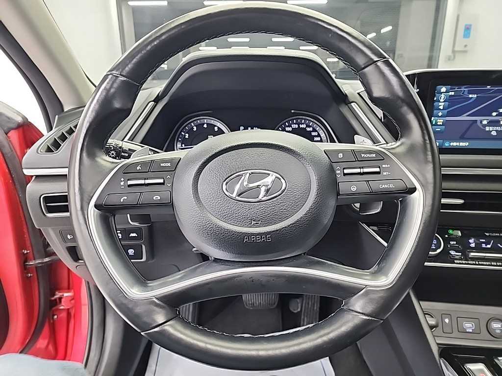 HYUNDAI Sonata - Vista 9