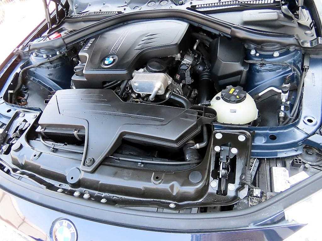 BMW 3 series 2017 Azul - Importación desde Corea - HF Imports Iquique - Foto 19