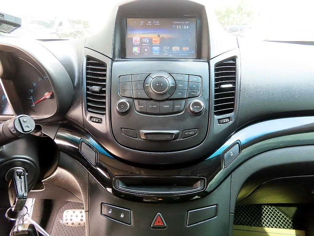 Chevrolet Orlando 2012 Plateado - Importación desde Corea - HF Imports Iquique - Foto 13