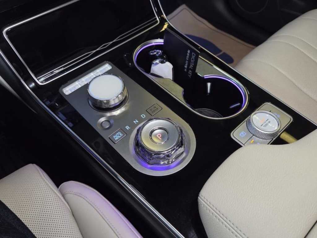 Genesis GV80 2024 Rojo - Importación desde Corea - HF Imports Iquique - Foto 19