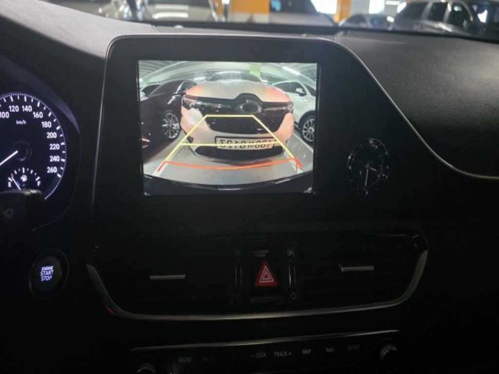 HYUNDAI Grandeur - Vista 8