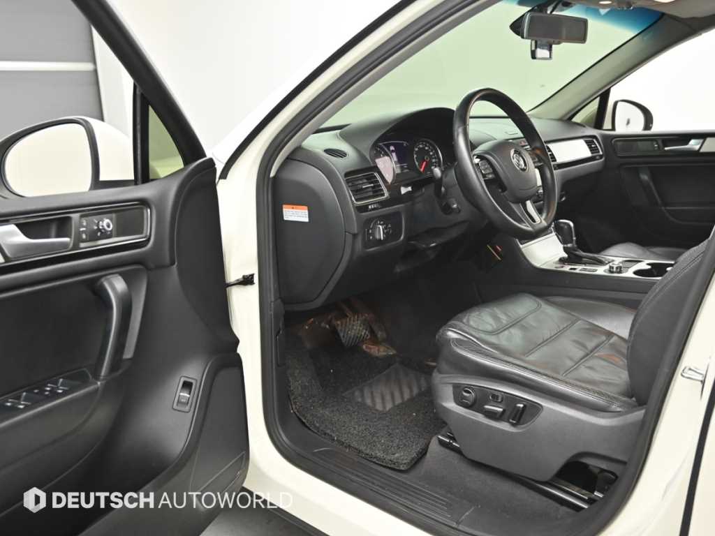 Volkswagen Touareg - Vista 11