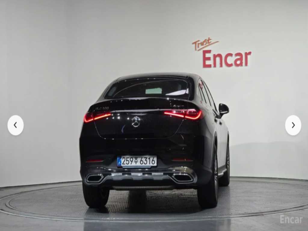 Mercedes Benz GLC Class - Vista 4