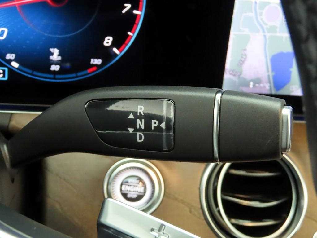 Mercedes Benz E class - Vista 10