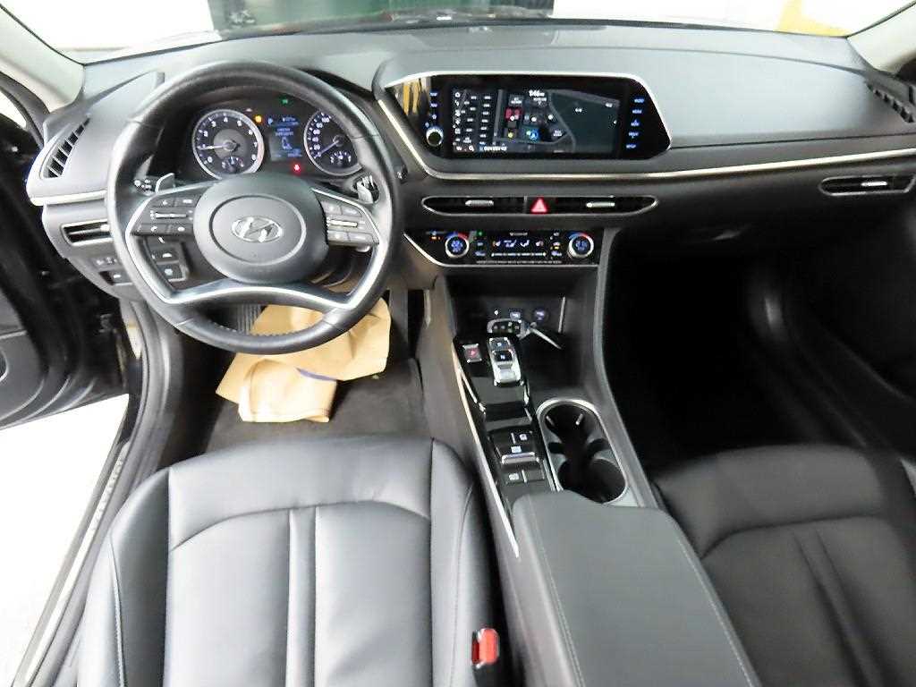 HYUNDAI Sonata - Vista 7