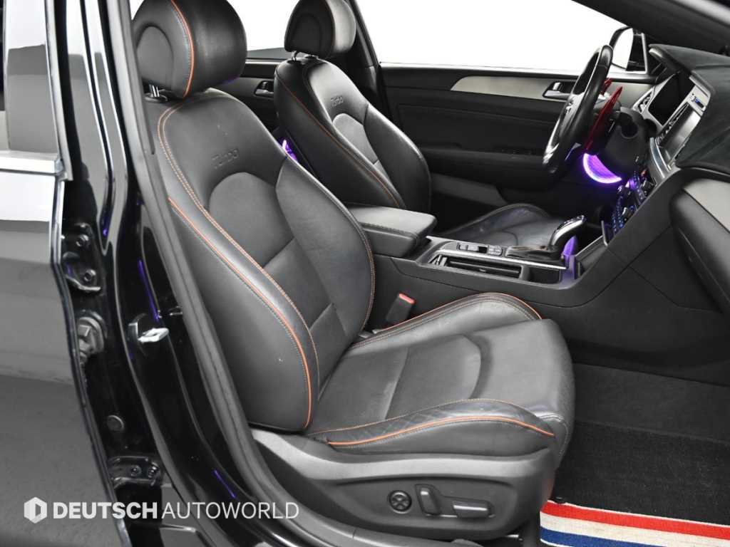 HYUNDAI Sonata - Vista 10