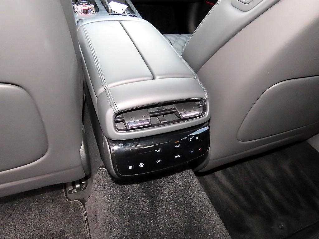 Genesis G80 2026 Negro - Importación desde Corea - HF Imports Iquique - Foto 16