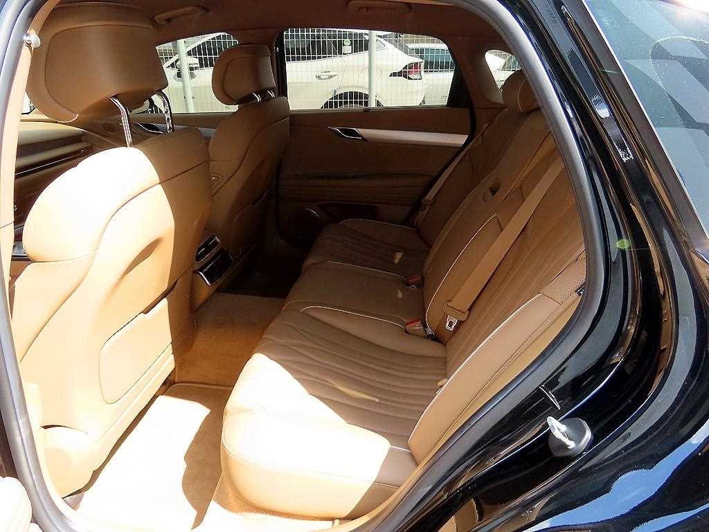 Genesis G80 - Vista 6