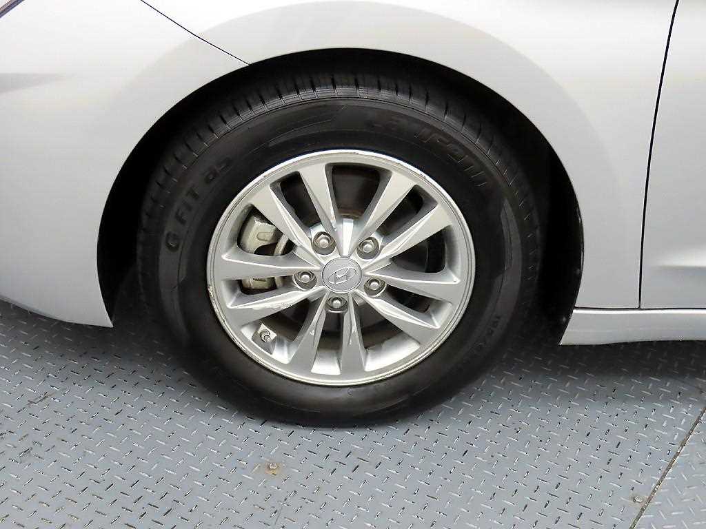 HYUNDAI Avante 2020 Plateado - Importación desde Corea - HF Imports Iquique - Foto 19