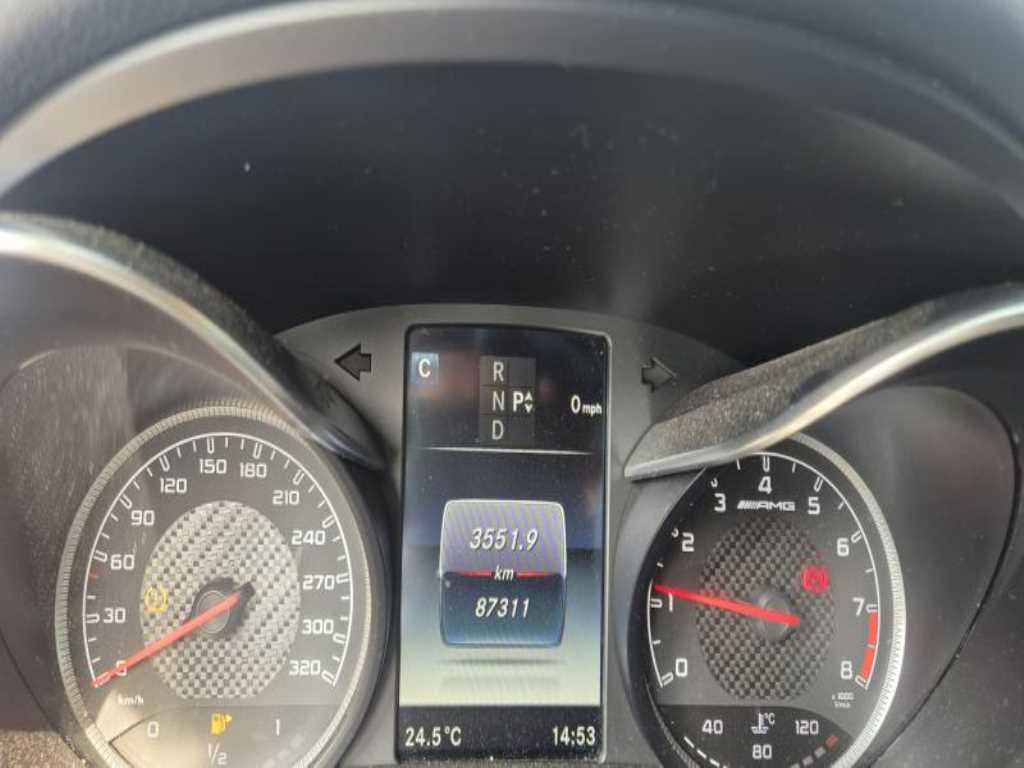 Mercedes Benz C Class - Vista 6