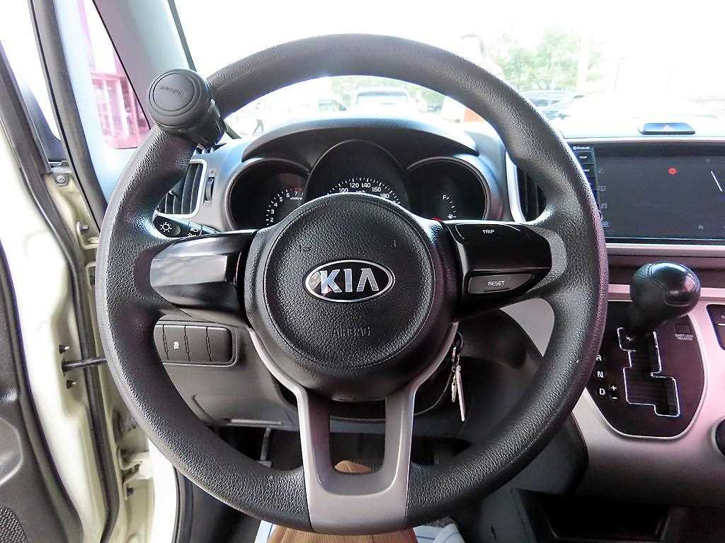 KIA Ray - Vista 8