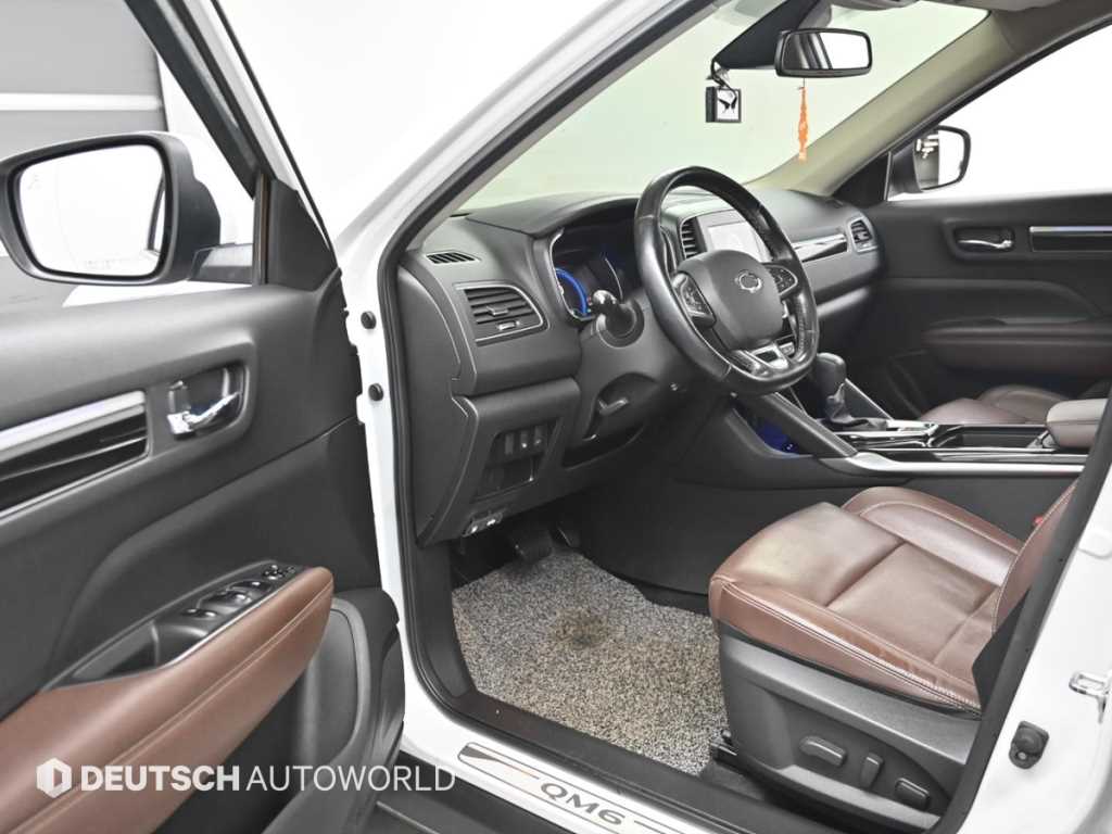 SAMSUNG QM6 - Vista 11