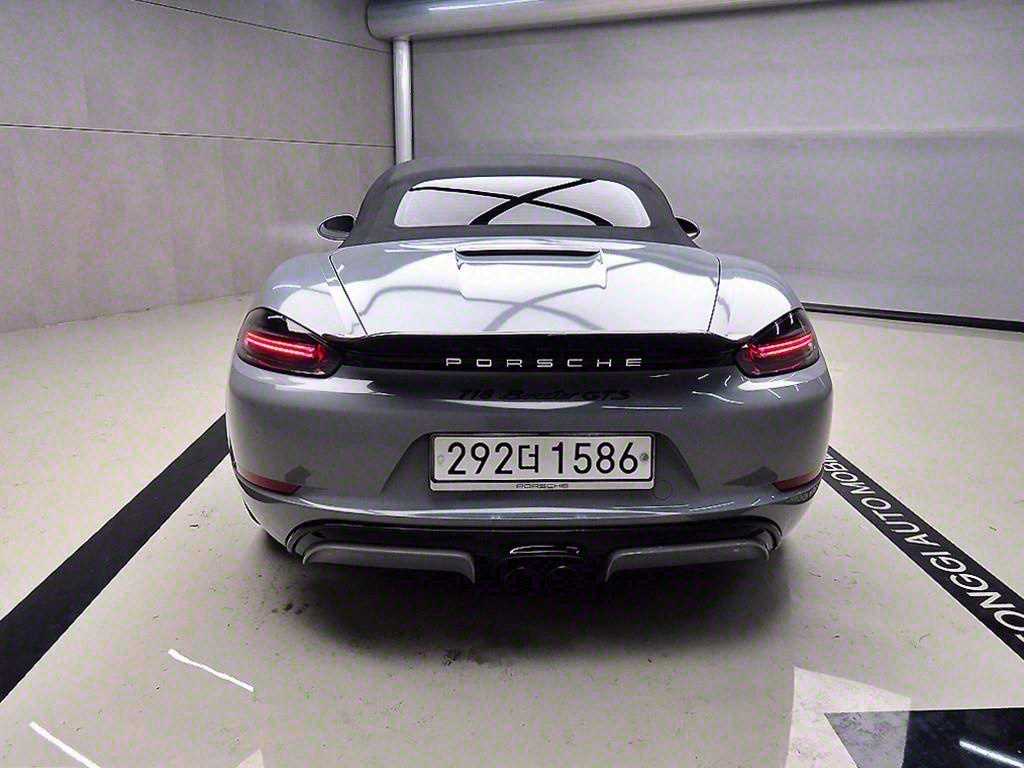 Porsche 718 2020 Negro - Importación desde Corea - HF Imports Iquique - Foto 15