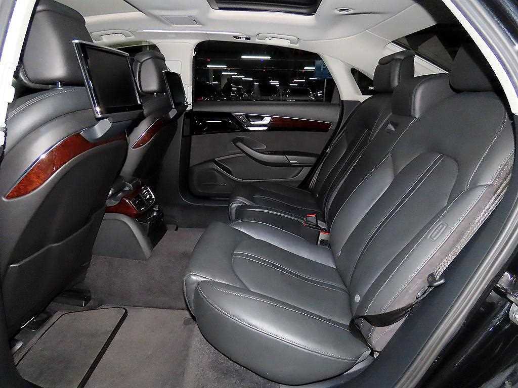 Audi A8 - Vista 7
