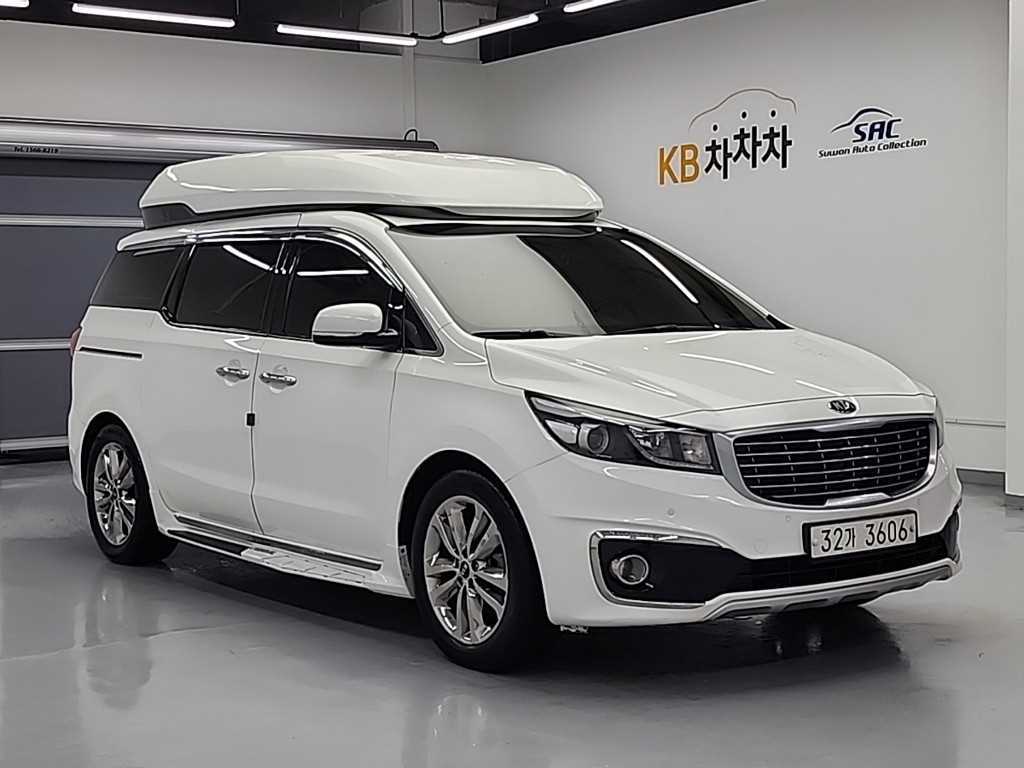 KIA Carnival - Vista 4