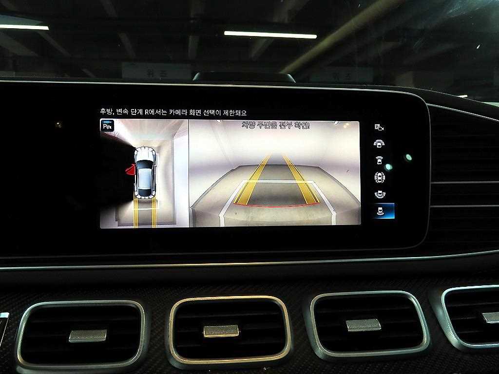 Mercedes Benz GLE Class - Vista 12