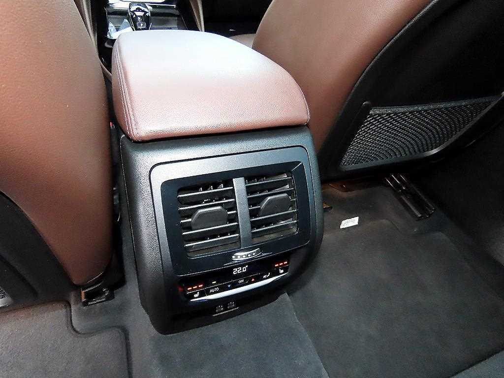 BMW X4 2022 Gris - Importación desde Corea - HF Imports Iquique - Foto 15