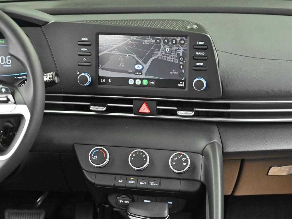 HYUNDAI Avante 2025 Blanco - Importación desde Corea - HF Imports Iquique - Foto 14