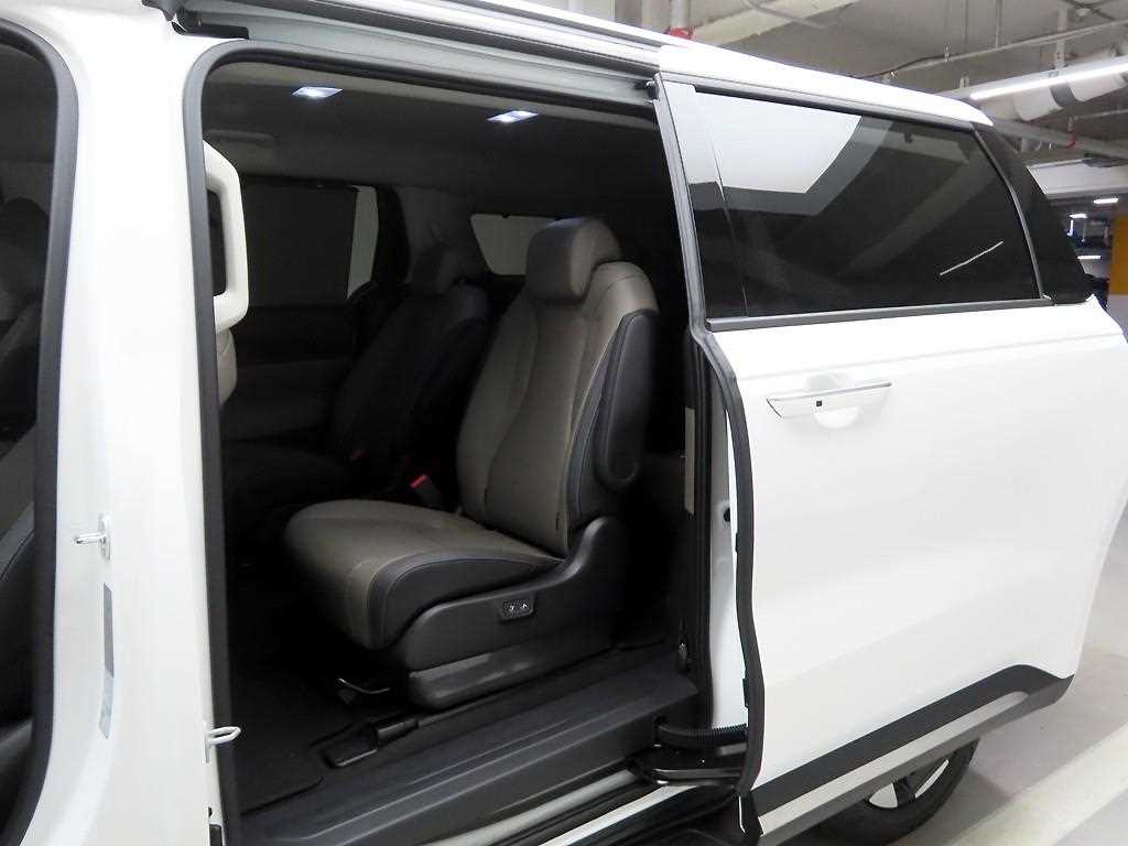 KIA Carnival 2025 Blanco - Importación desde Corea - HF Imports Iquique - Foto 13