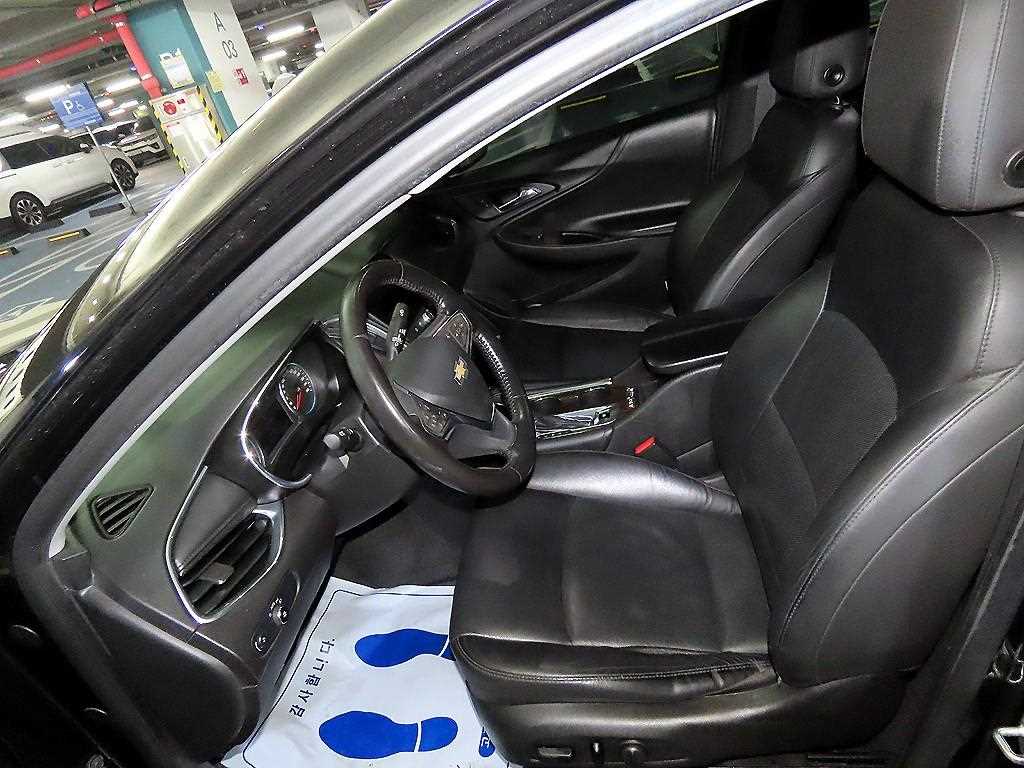 Chevrolet Malibu - Vista 6