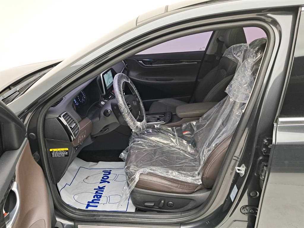 HYUNDAI Grandeur - Vista 11