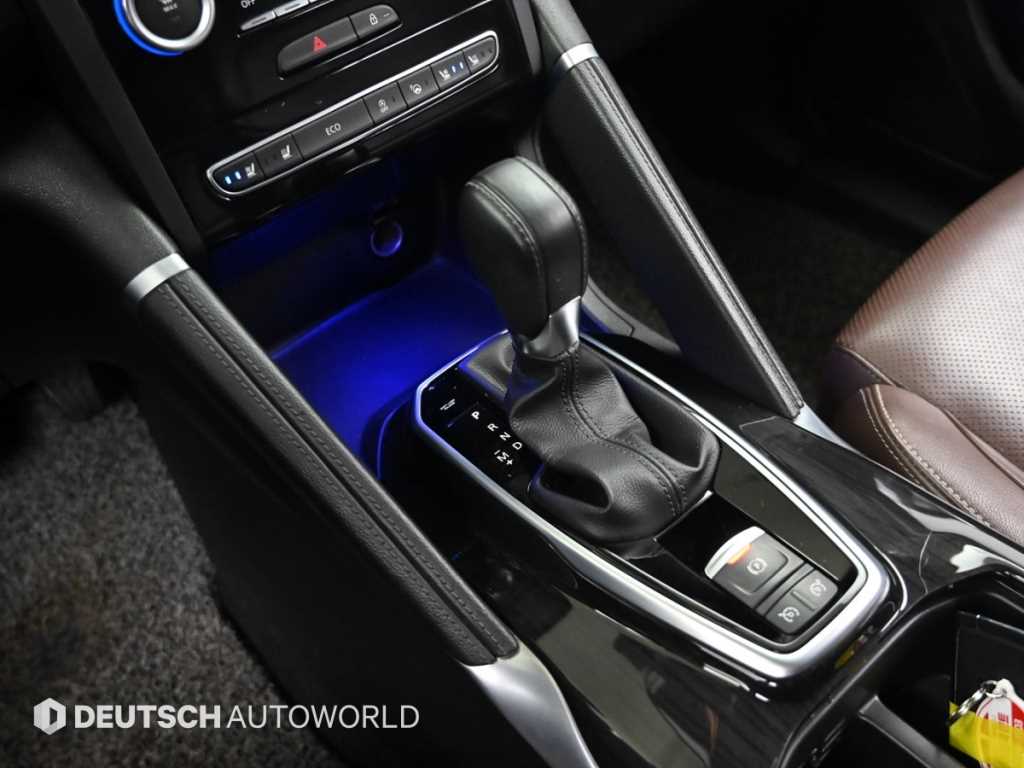 SAMSUNG QM6 - Vista 9