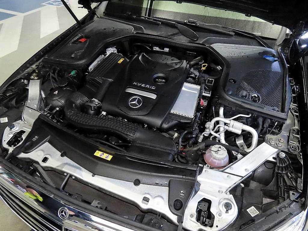 Mercedes Benz E class 2019 Negro - Importación desde Corea - HF Imports Iquique - Foto 19