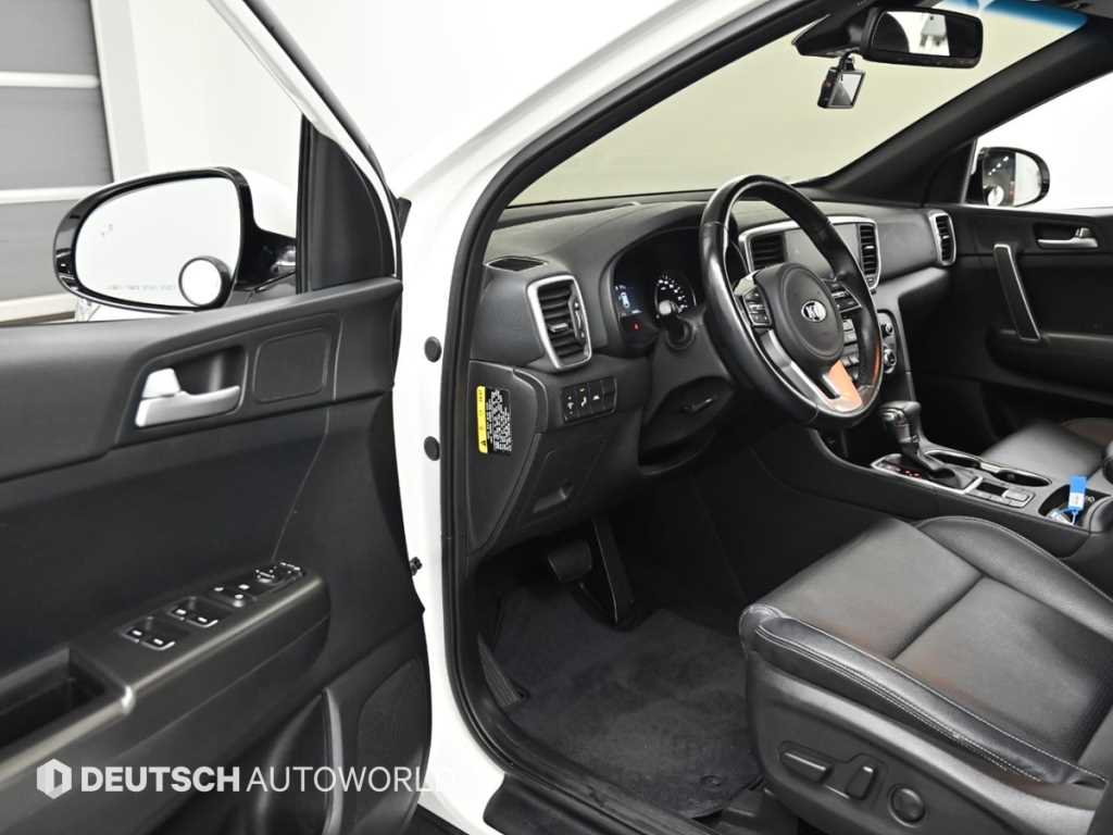 KIA Sportage - Vista 11