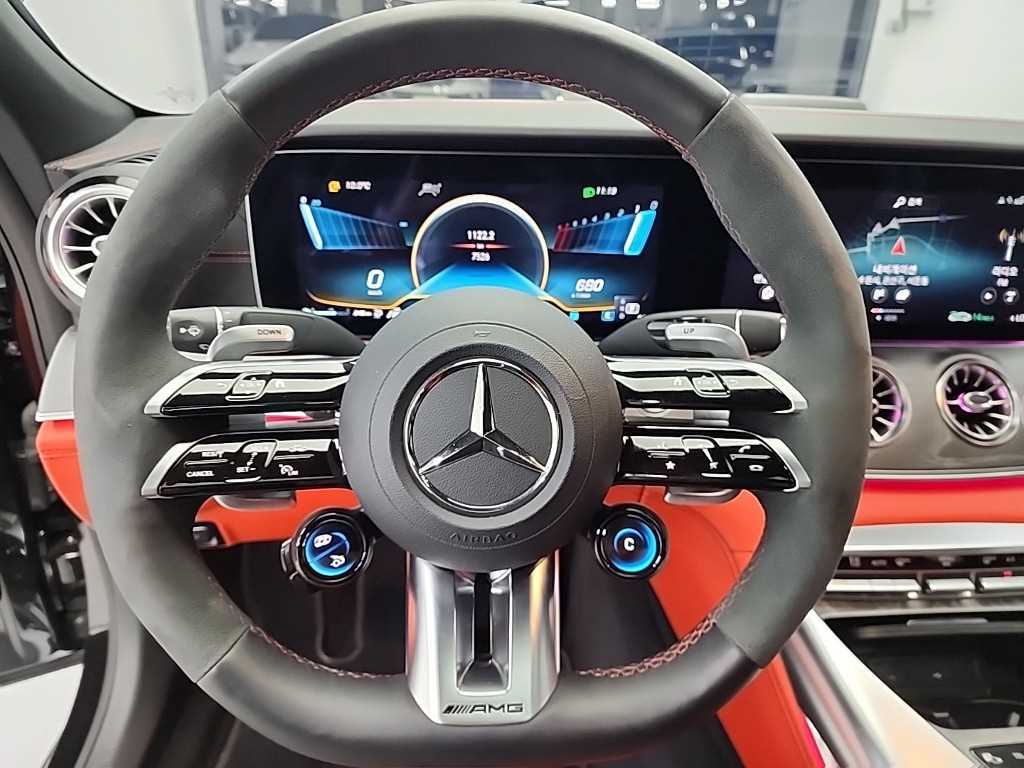 Mercedes Benz AMG GT - Vista 9