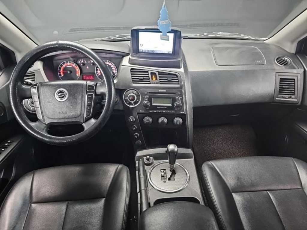 Ssangyong Korando - Vista 5