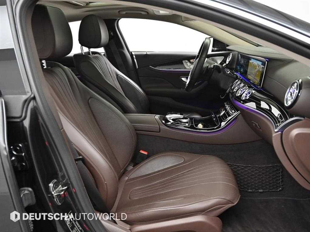 Mercedes Benz CLS Class - Vista 10