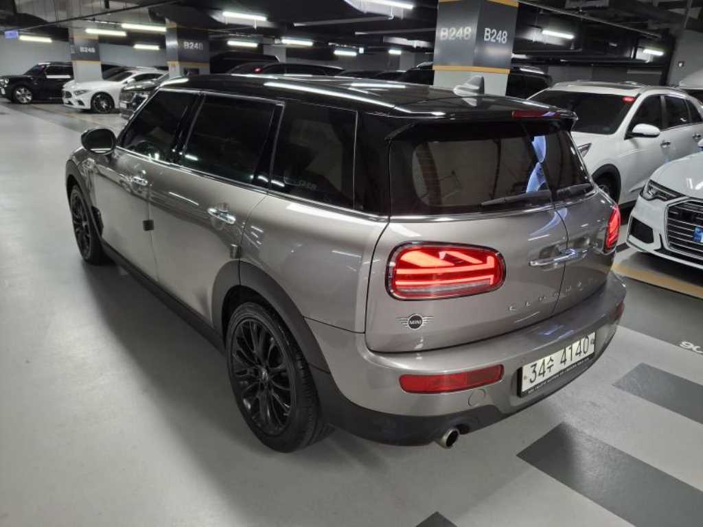 Mini Clubman - Vista 4