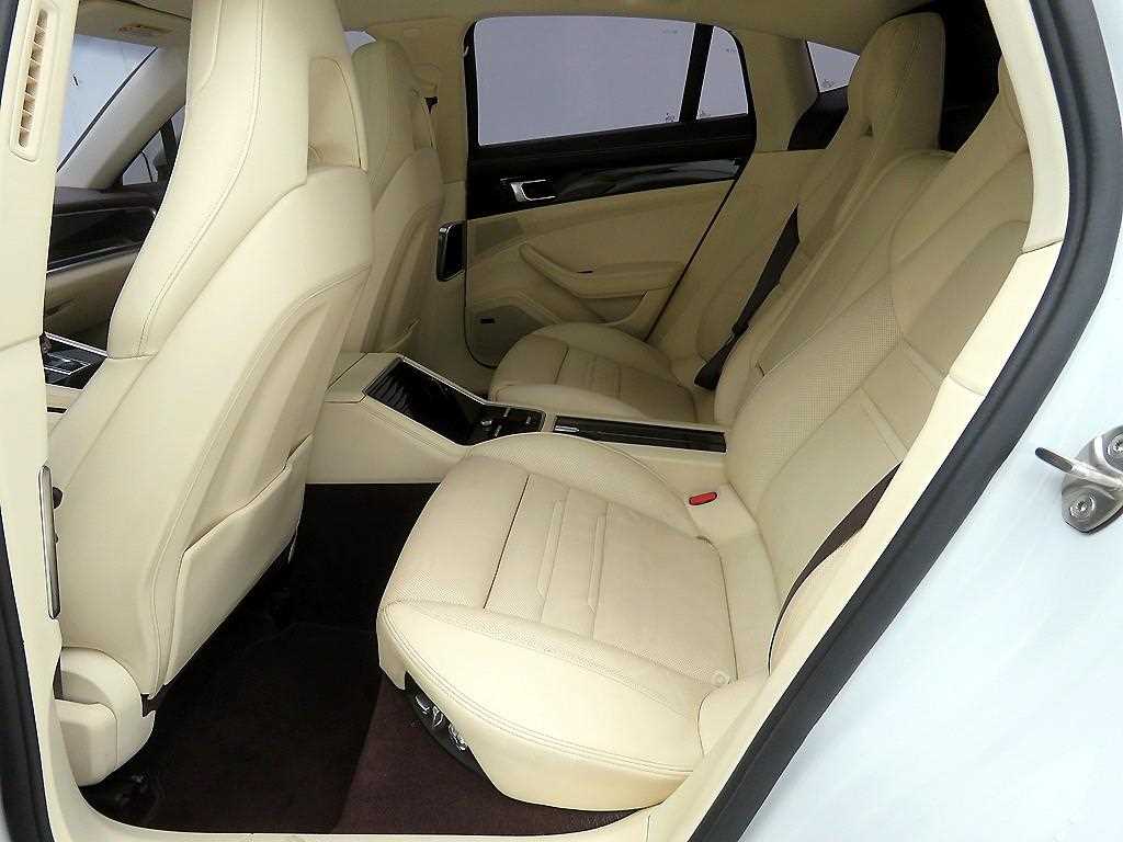 Porsche Panamera - Vista 8