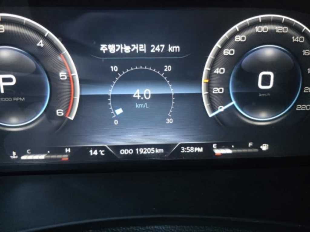 Ssangyong Rexton - Vista 12