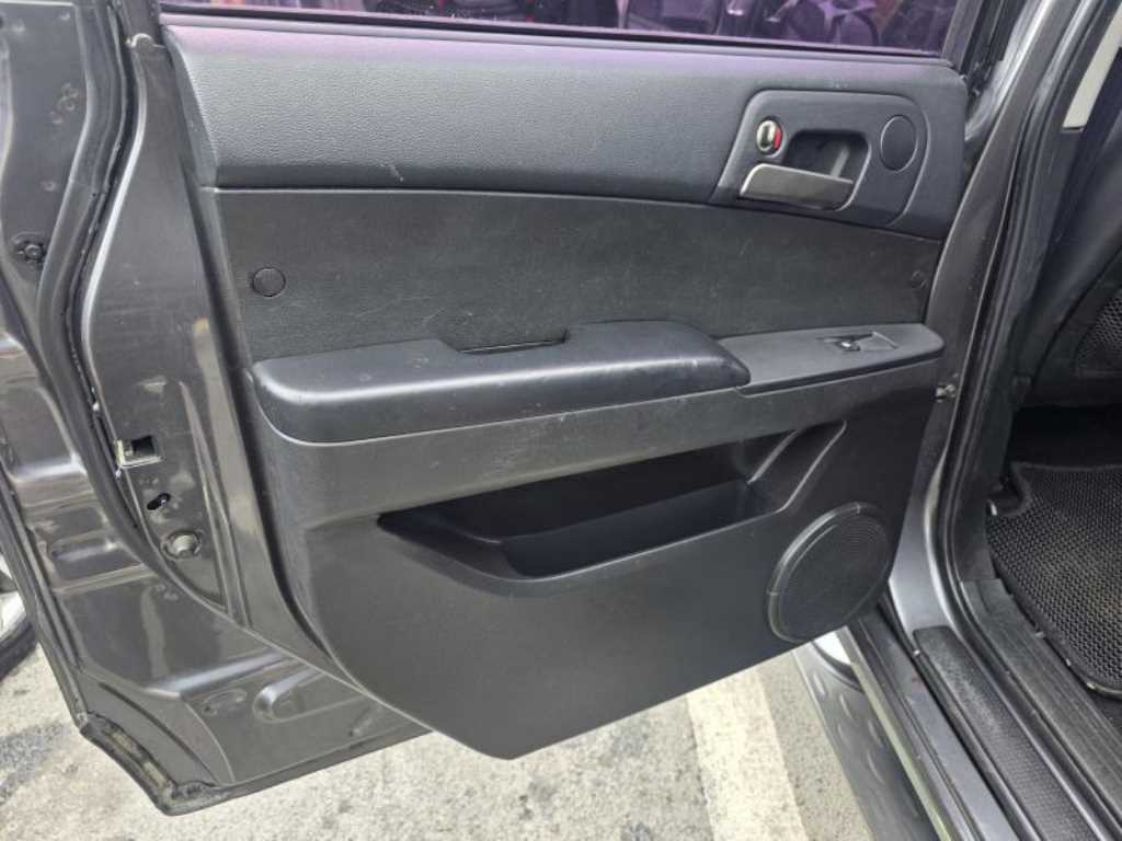 Ssangyong Korando - Vista 6