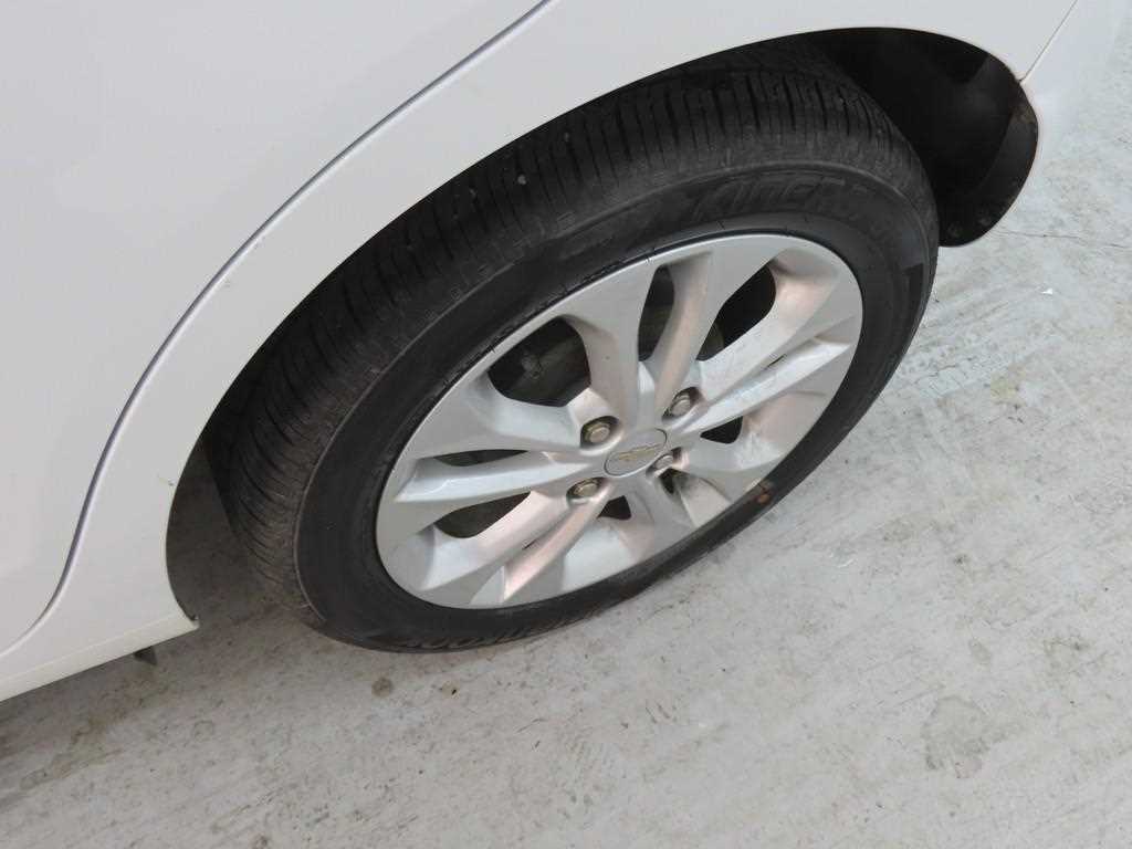 Chevrolet Spark 2022 Blanco - Importación desde Corea - HF Imports Iquique - Foto 18