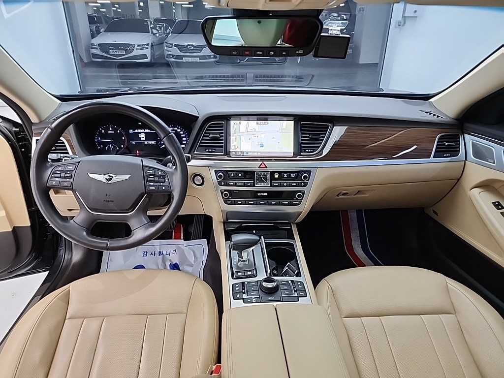 Genesis G80 - Vista 7
