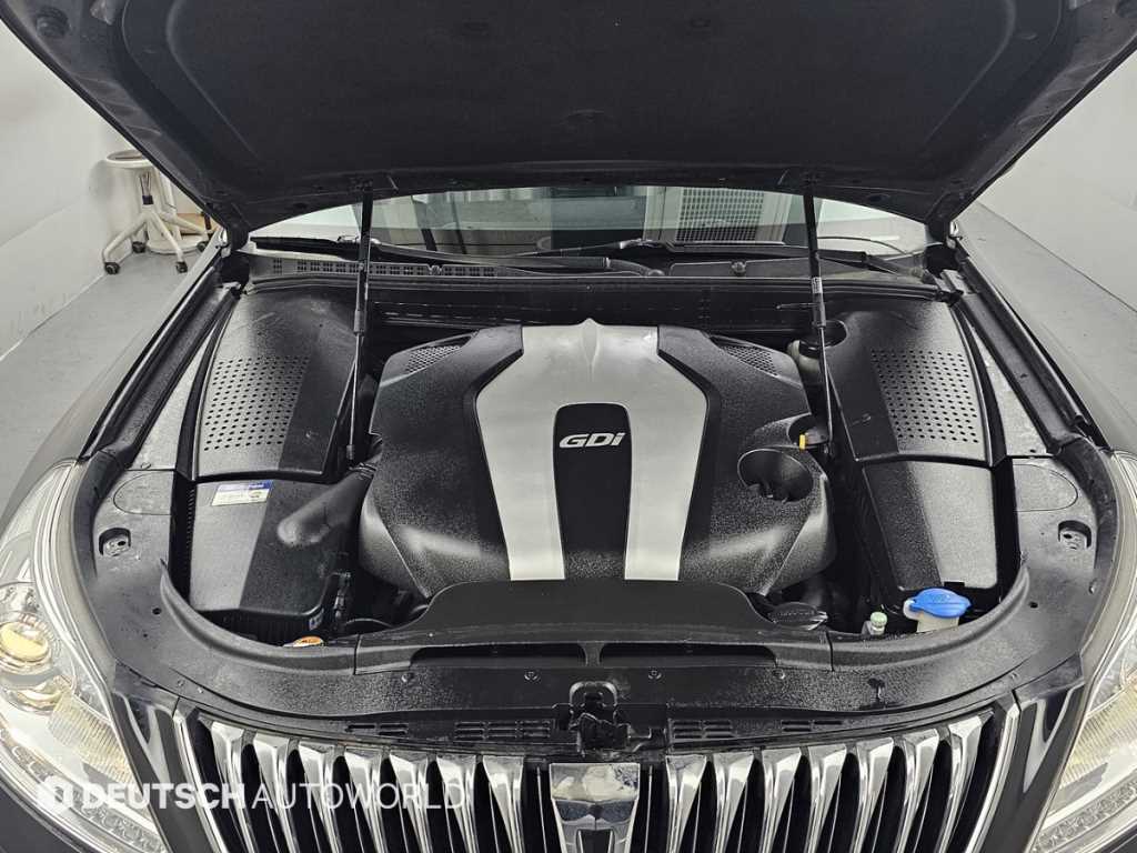 HYUNDAI Equus - Vista 6