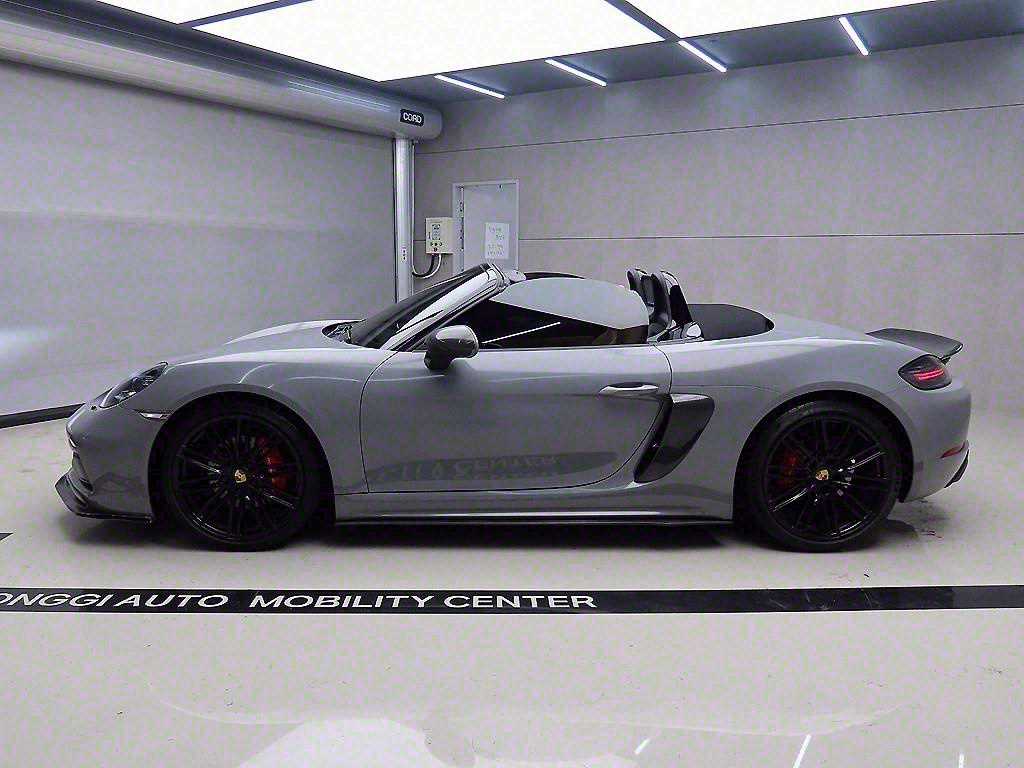 Porsche 718 - Vista 4