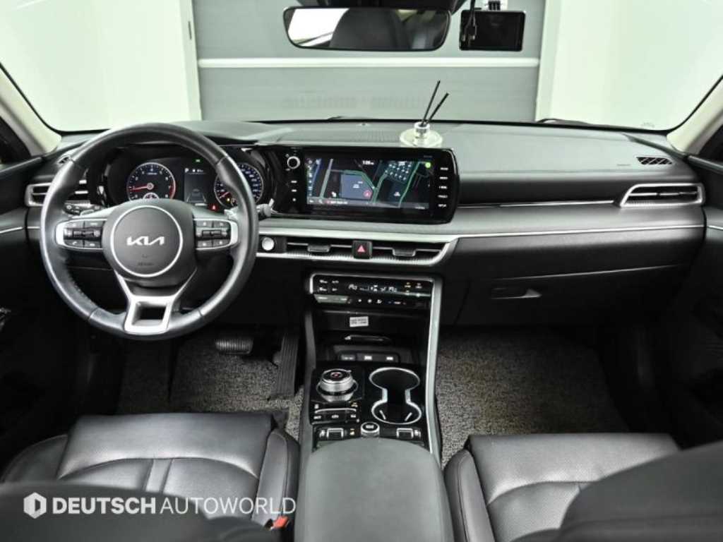 KIA K5 - Vista 8