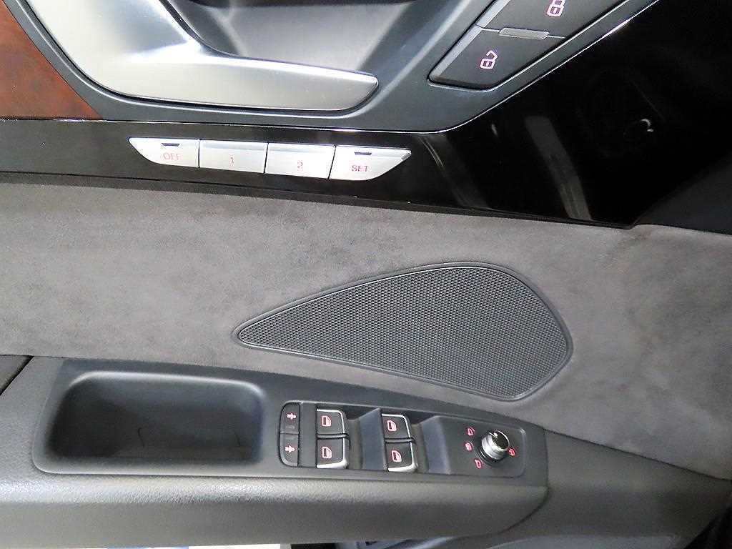 Audi A8 2011 Negro - Importación desde Corea - HF Imports Iquique - Foto 13