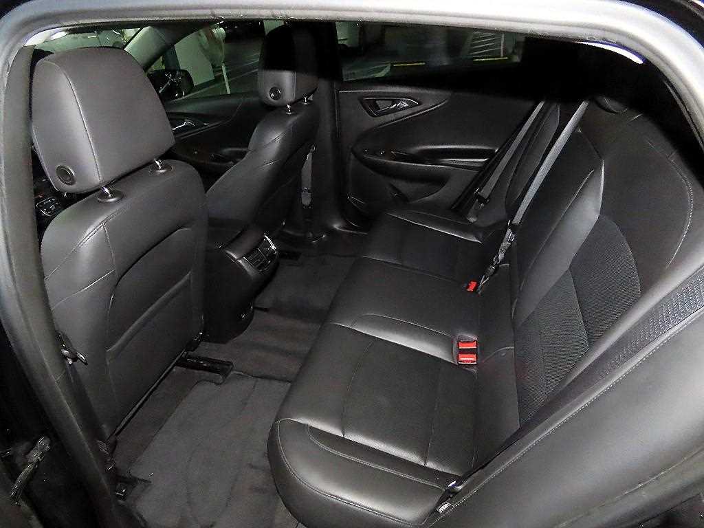 Chevrolet Malibu - Vista 7