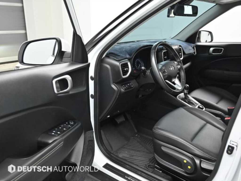 HYUNDAI Venue - Vista 9