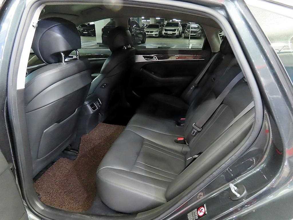 Genesis G80 - Vista 7